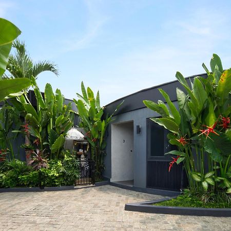 Je Ne Sais Quoi Seminyak Villa Exterior foto